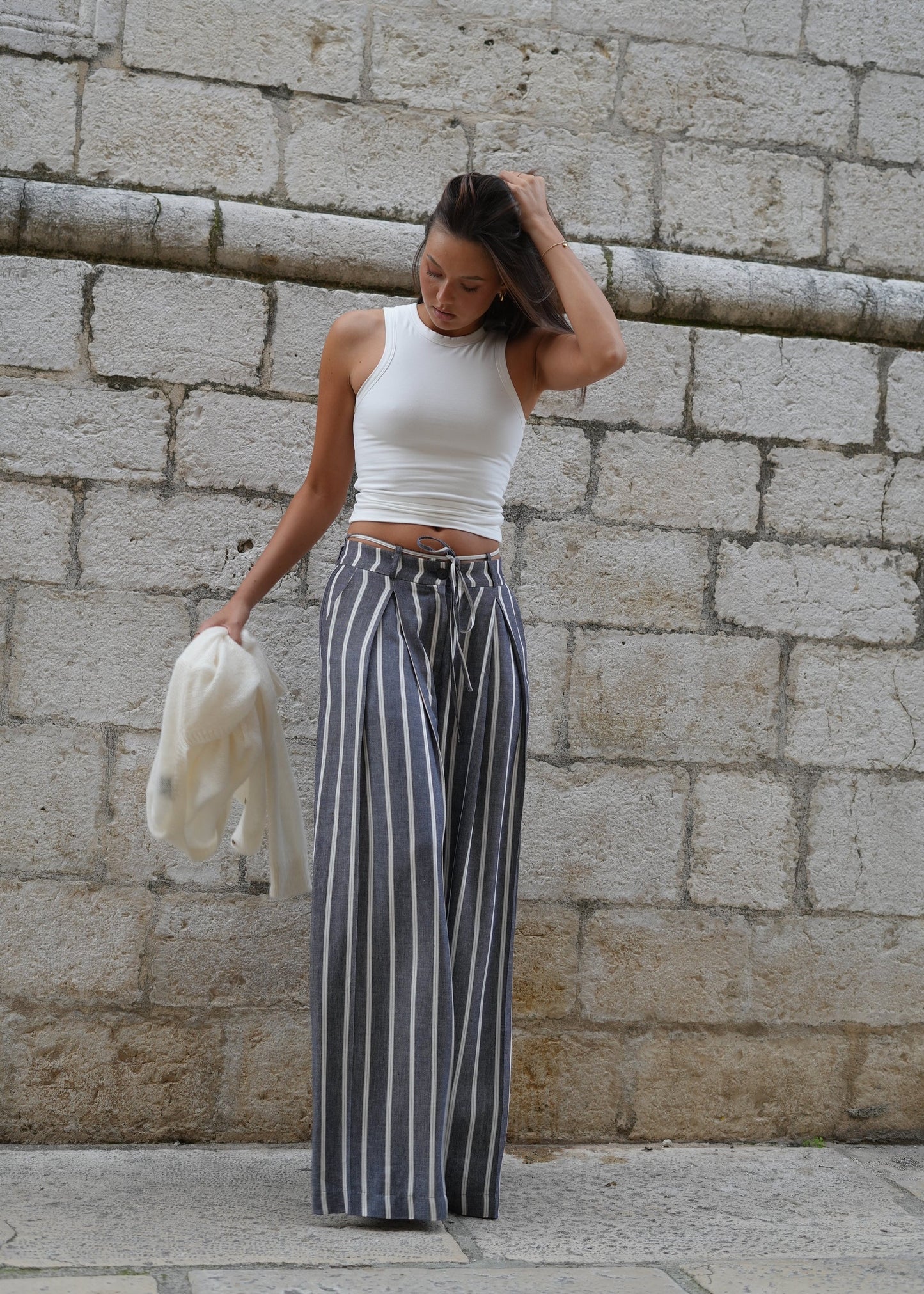 TOP TORI SLIM WHITE