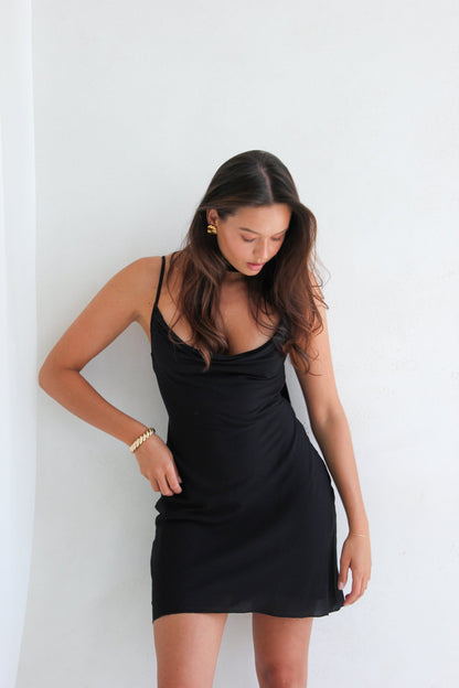 SUKIENKA BREEZE NEW SHORT BLACK