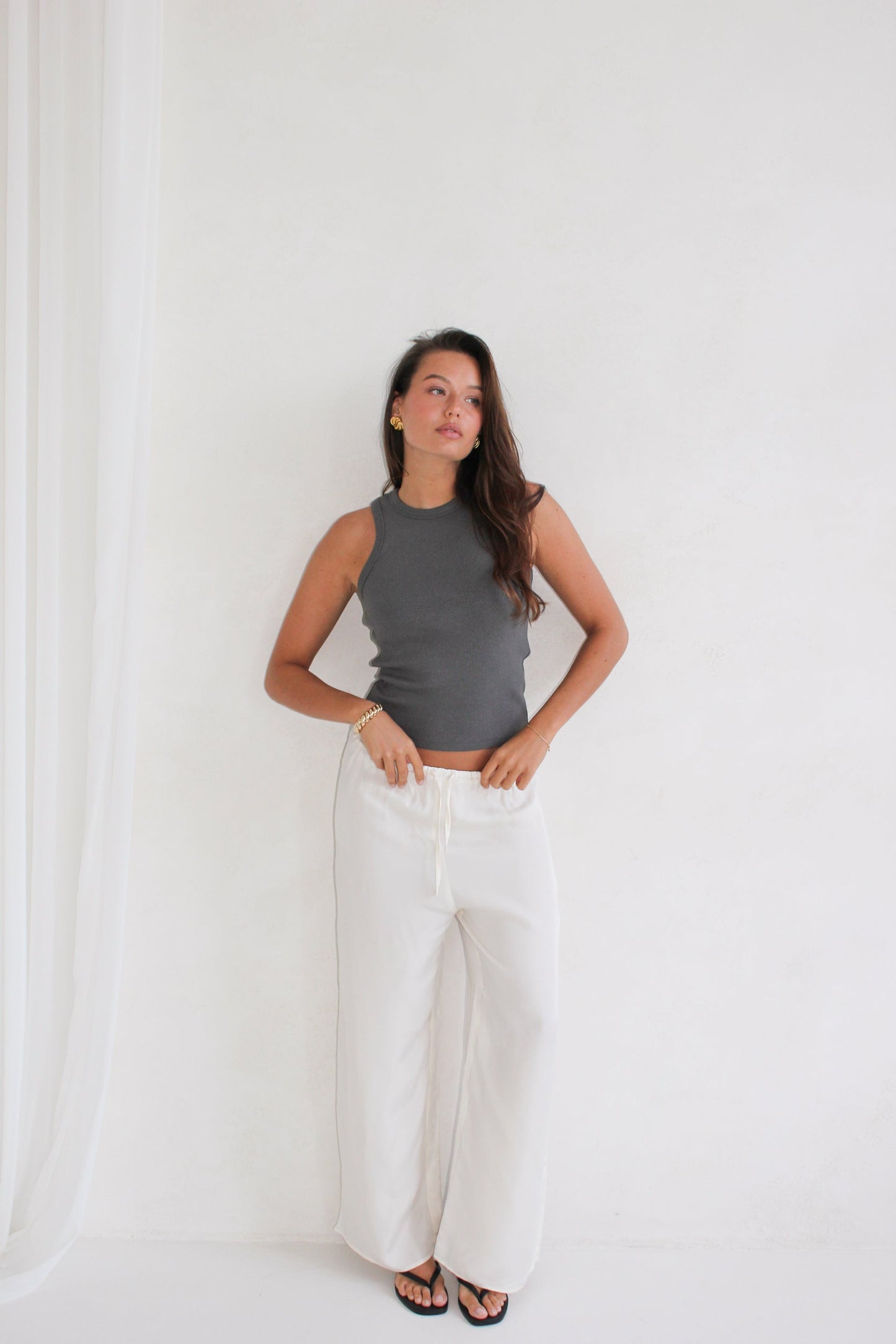 TOP TORI GREY