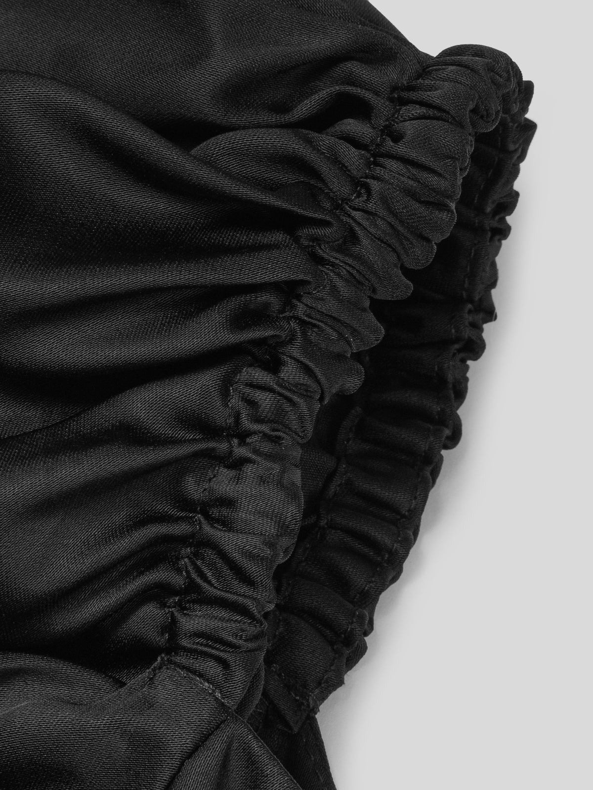 SUKIENKA JULITA ROMANTIC BLACK SATIN